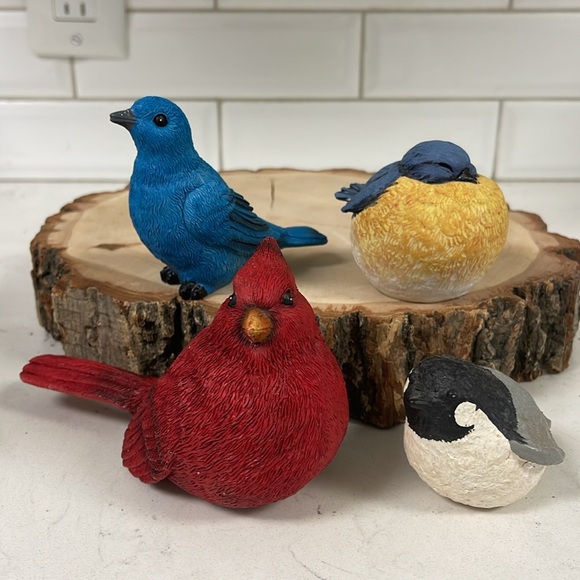 Mixed Lot of Feathered Friends - 4 Bird Figurines - Picture 2 of 14
